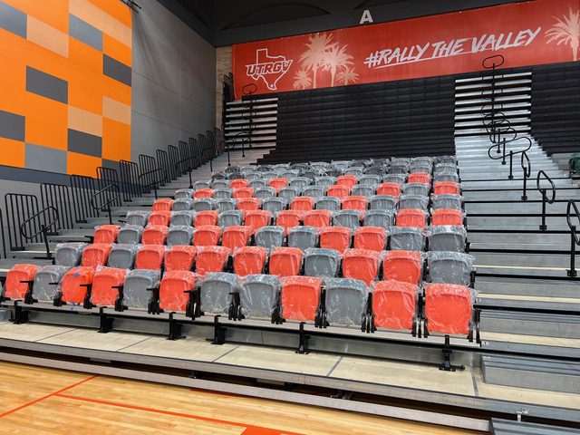UTGR Cheer Telescopic Bleacher